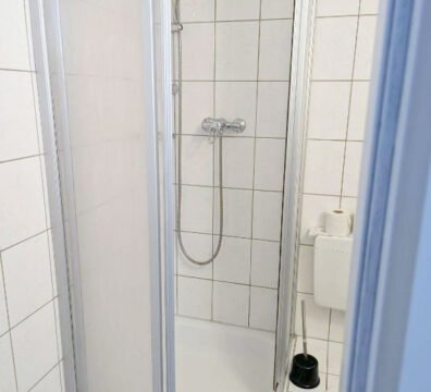 Doppelzimmer mit Gemeinschaftsbad